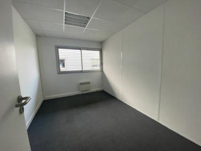 Annonce Location Bureau Montgermont 35