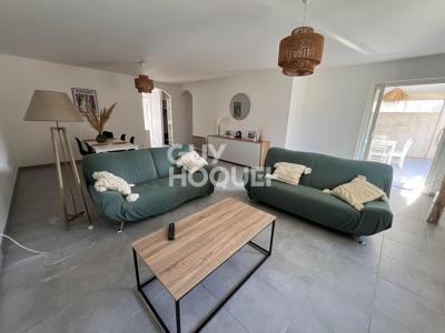 For rent Montpellier 4 rooms 105 m2 Herault (34000) photo 0