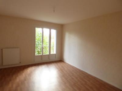 For rent Marseilles-les-aubigny 4 rooms 83 m2 Cher (18320) photo 3