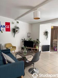 For rent Angers 1 room 9 m2 Maine et loire (49100) photo 0