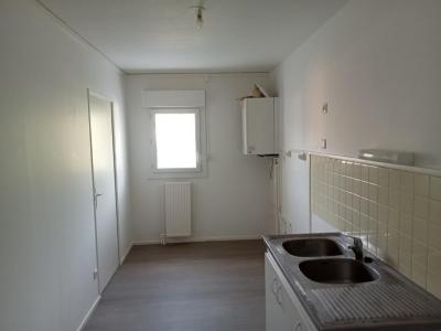 Louer Appartement 85 m2 Montlucon