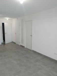 For rent Nimes 2 rooms 38 m2 Gard (30000) photo 1