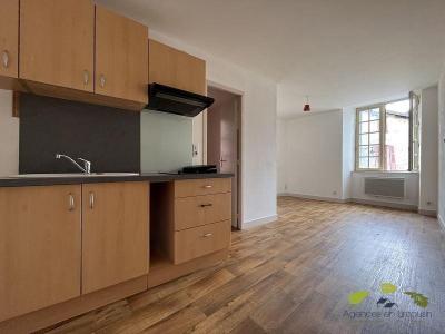 Acheter Immeuble Saint-leonard-de-noblat 175000 euros