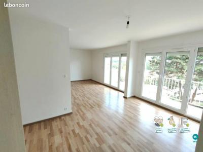 For rent Meru 4 rooms 1111 m2 Oise (60110) photo 1