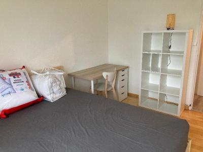 Louer Appartement 10 m2 Talence