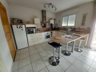 For sale Pardailhan 6 rooms 122 m2 Herault (34360) photo 3