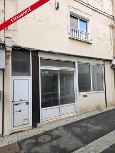 For sale Thouars 8 rooms 131 m2 Deux sevres (79100) photo 3