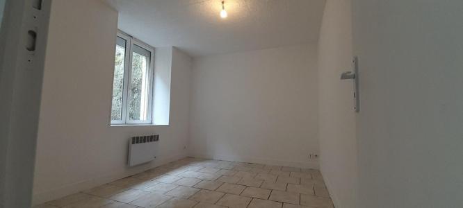 For rent Sable-sur-sarthe 3 rooms 53 m2 Sarthe (72300) photo 2