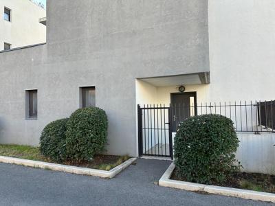 For sale Saint-jean-de-vedas 4 rooms 95 m2 Herault (34430) photo 2