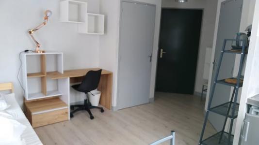 For rent Montpellier 1 room 20 m2 Herault (34000) photo 2