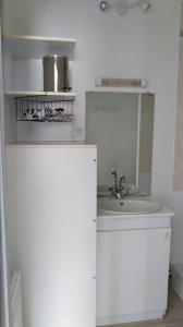 For rent Montpellier 1 room 20 m2 Herault (34000) photo 4