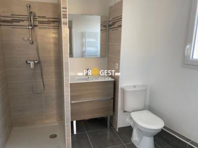 For rent Greasque 1 room 25 m2 Bouches du Rhone (13850) photo 3