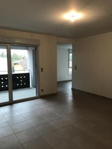 Louer Appartement 89 m2 Attignat