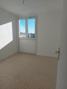 Annonce Location 3 pices Appartement Frejus 83