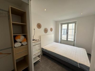 For rent Marseille-2eme-arrondissement 2 rooms 33 m2 Bouches du Rhone (13002) photo 3