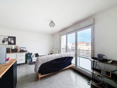 For sale Meyzieu 1 room 31 m2 Rhone (69330) photo 2