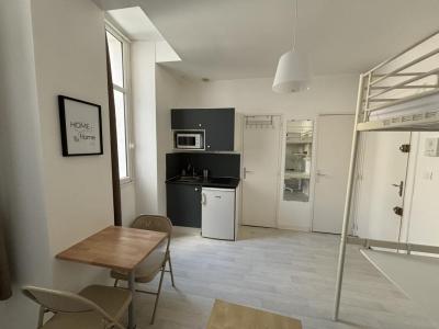 For rent Nantes 1 room 15 m2 Loire atlantique (44000) photo 0