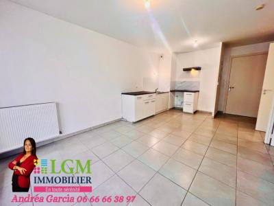 Louer Appartement 38 m2 Vitrolles