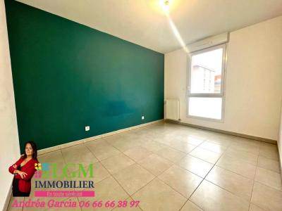 Louer Appartement Vitrolles 842 euros