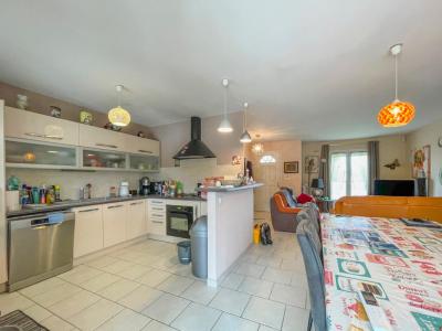 For sale Romorantin-lanthenay 5 rooms 80 m2 Loir et cher (41200) photo 4