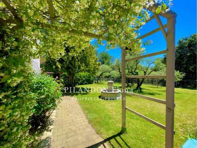 For sale Lauris 8 rooms 214 m2 Vaucluse (84360) photo 1