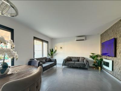 For sale Avignon 4 rooms 90 m2 Vaucluse (84000) photo 2