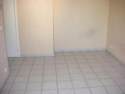 For rent Lyon-3eme-arrondissement 1 room 27 m2 Rhone (69003) photo 0