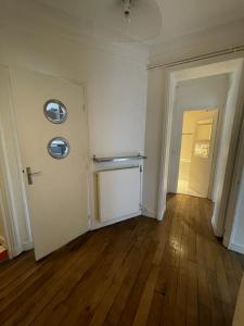 For sale Paris-17eme-arrondissement 3 rooms 57 m2 Paris (75017) photo 2