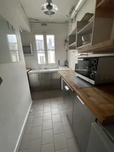 For sale Paris-17eme-arrondissement 3 rooms 57 m2 Paris (75017) photo 4