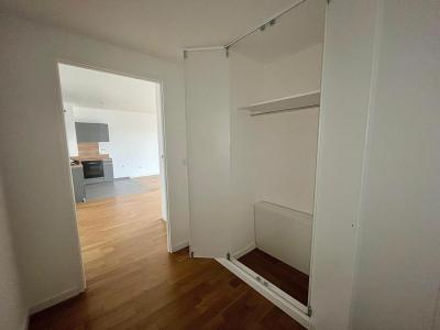 For rent Rueil-malmaison 3 rooms 69 m2 Hauts de Seine (92500) photo 1