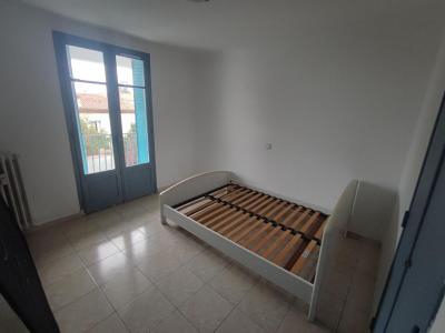 For sale Perpignan 3 rooms 55 m2 Pyrenees orientales (66000) photo 3