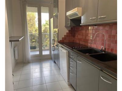 Louer Appartement 64 m2 Asnieres-sur-seine