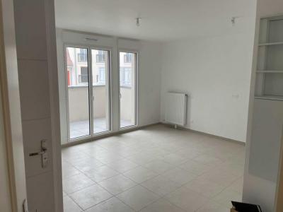 For rent Plessis-robinson 2 rooms 40 m2 Hauts de Seine (92350) photo 2