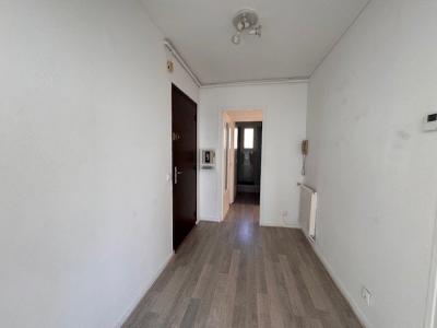 For sale Saint-etienne 2 rooms 49 m2 Loire (42000) photo 4