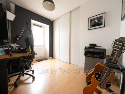 For sale Saint-savournin 3 rooms 67 m2 Bouches du Rhone (13119) photo 3