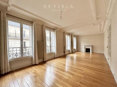 Louer Appartement 84 m2 Paris-14eme-arrondissement