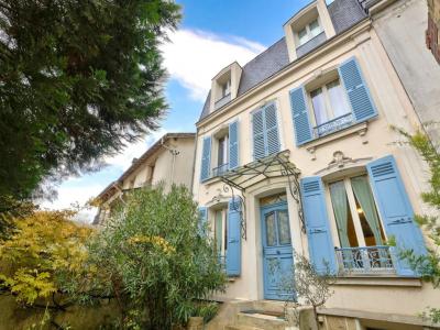 For sale Villeneuve-la-garenne 5 rooms 196 m2 Hauts de Seine (92390) photo 1