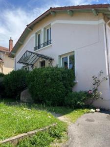 For rent Caluire-et-cuire 6 rooms 128 m2 Rhone (69300) photo 0