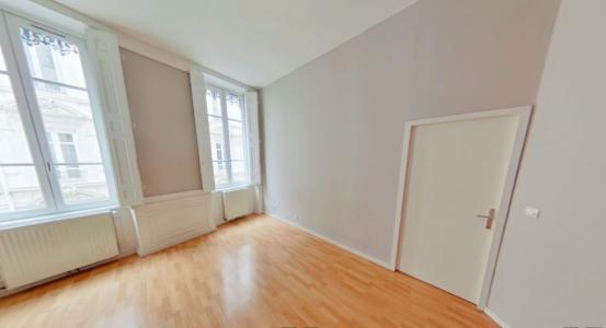 Louer Appartement 79 m2 Lyon-1er-arrondissement