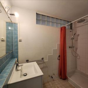 For rent Marseille-1er-arrondissement 2 rooms 60 m2 Bouches du Rhone (13001) photo 3