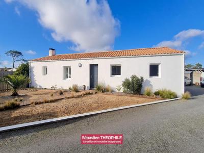 For sale Saint-jean-de-monts 5 rooms 130 m2 Vendee (85160) photo 0