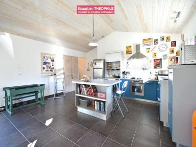 For sale Saint-jean-de-monts 5 rooms 130 m2 Vendee (85160) photo 4