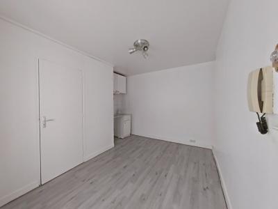 Annonce Vente Appartement Paris-18eme-arrondissement 75