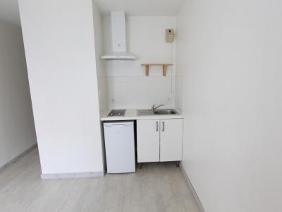 For rent Nantes 1 room 19 m2 Loire atlantique (44100) photo 1