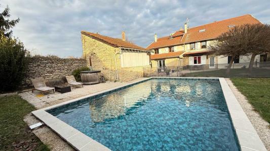 For sale Saint-hilaire-de-brens 15 rooms 393 m2 Isere (38460) photo 1