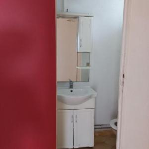 Louer Appartement 35 m2 Abymes