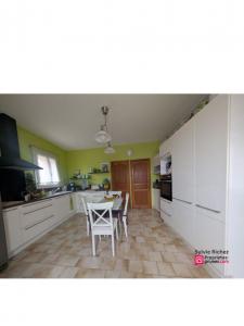 For sale Restigne 4 rooms 107 m2 Indre et loire (37140) photo 4