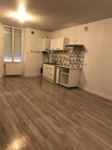 Annonce Location 3 pices Appartement Riberac 24