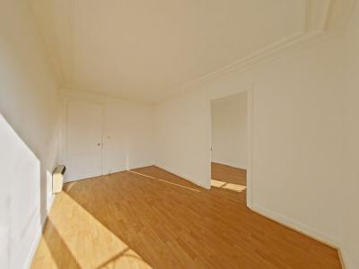 For sale Paris-11eme-arrondissement 2 rooms 37 m2 Paris (75011) photo 1