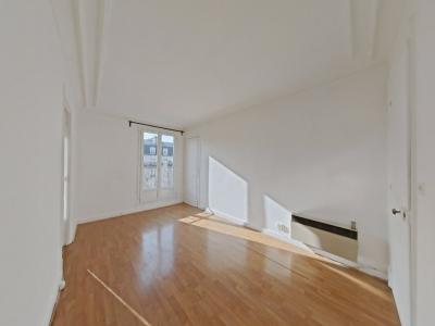 For sale Paris-11eme-arrondissement 2 rooms 37 m2 Paris (75011) photo 2